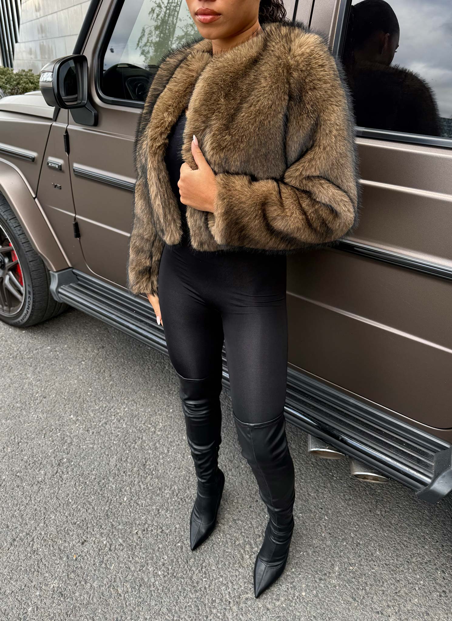 Fur Jacket - Brown - Image 13