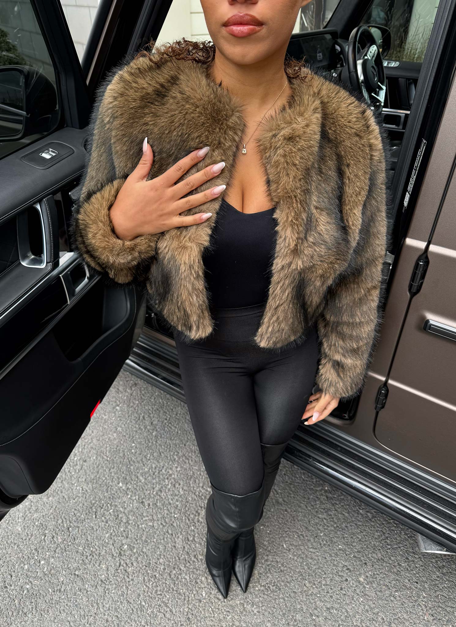 Fur Jacket - Brown - Image 15