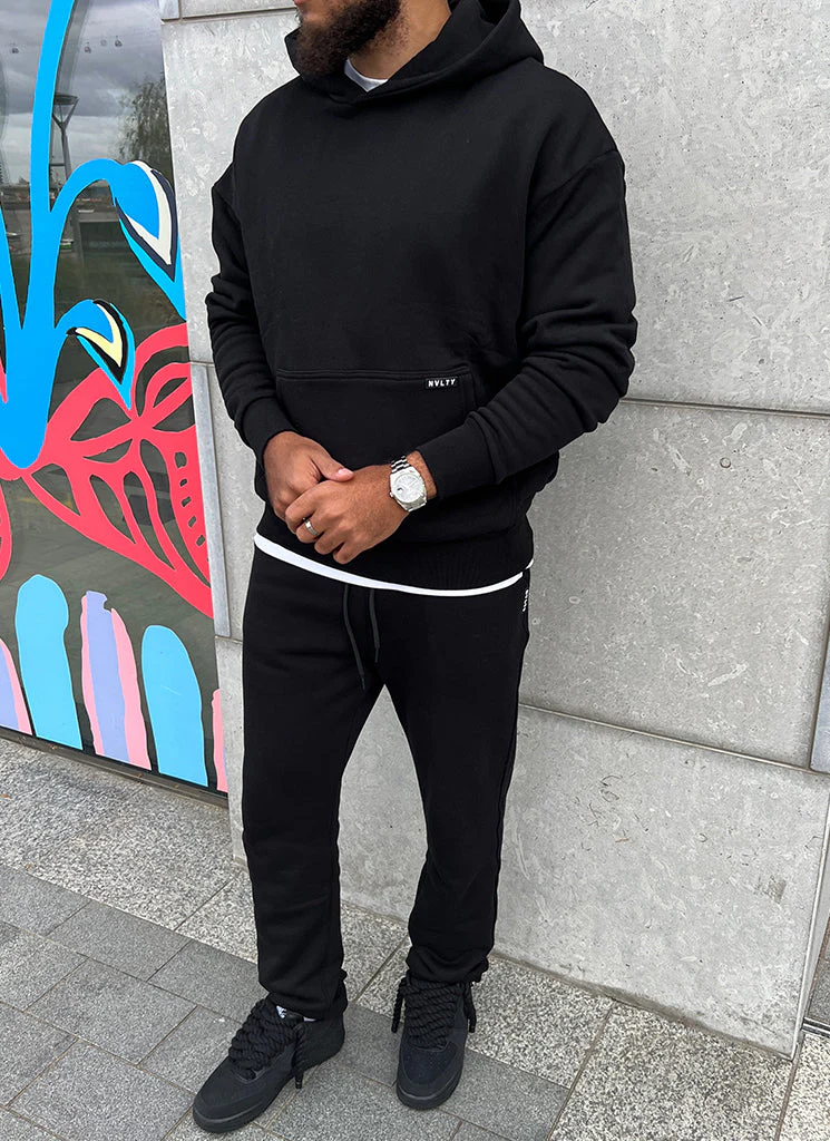 Heavyweight Essential Hoodie - Black - Image 9