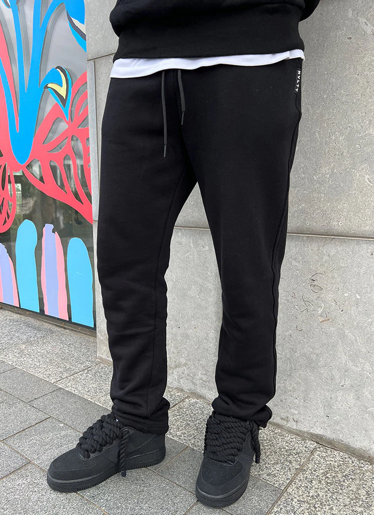 Heavyweight Essential Joggers - Black - Image 7