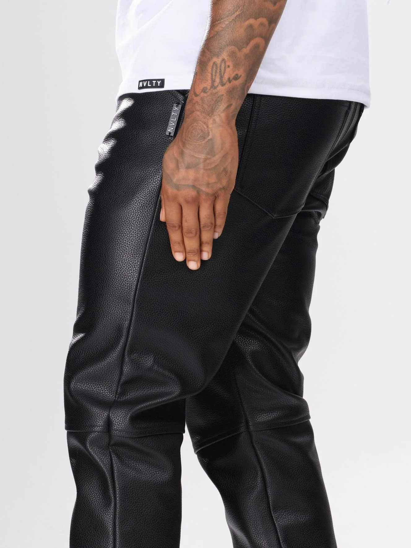 Heavyweight Grained Leather Pants - Black - Image 3