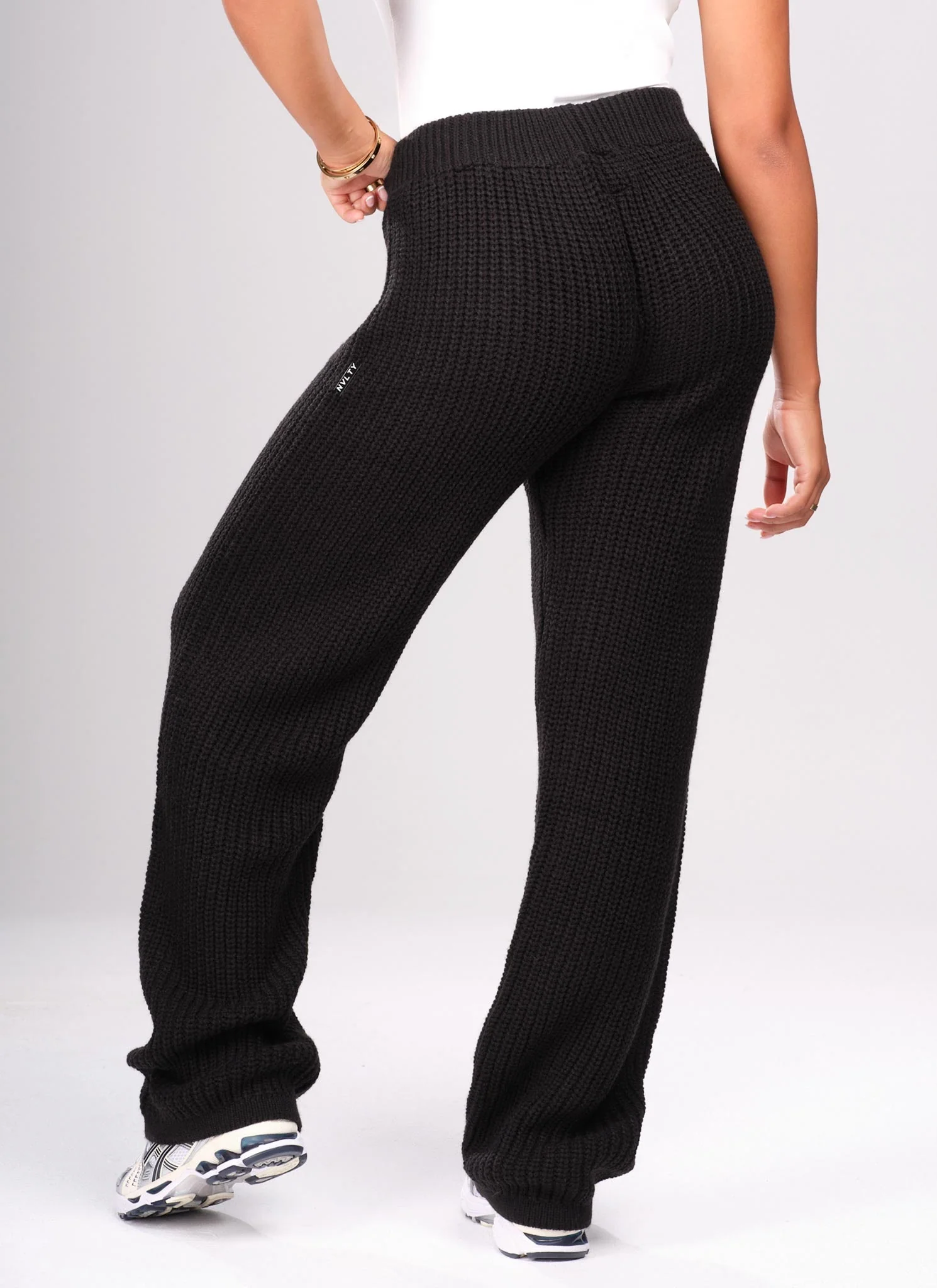 Heavyweight Knitted Joggers - Black - Image 2