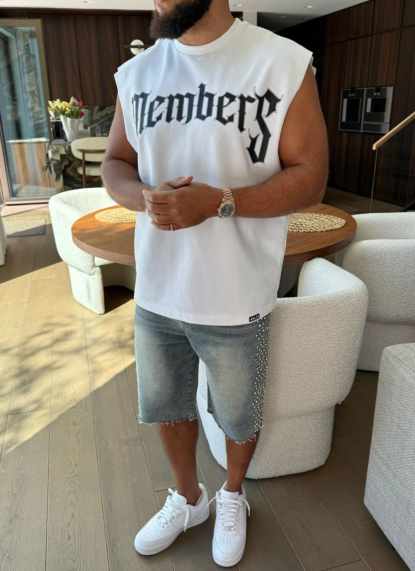 Members Arc Sleeveless T-Shirt - White - Image 14