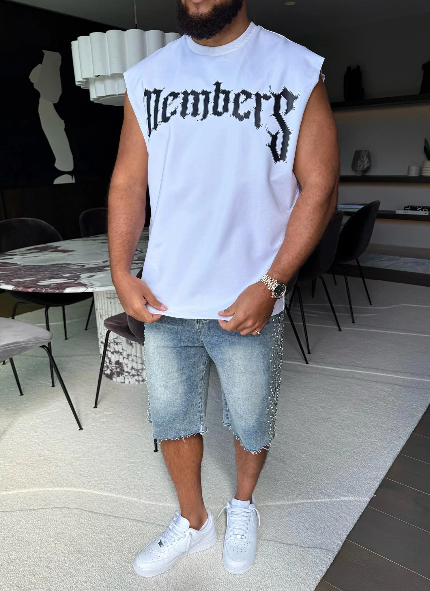 Members Arc Sleeveless T-Shirt - White - Image 15