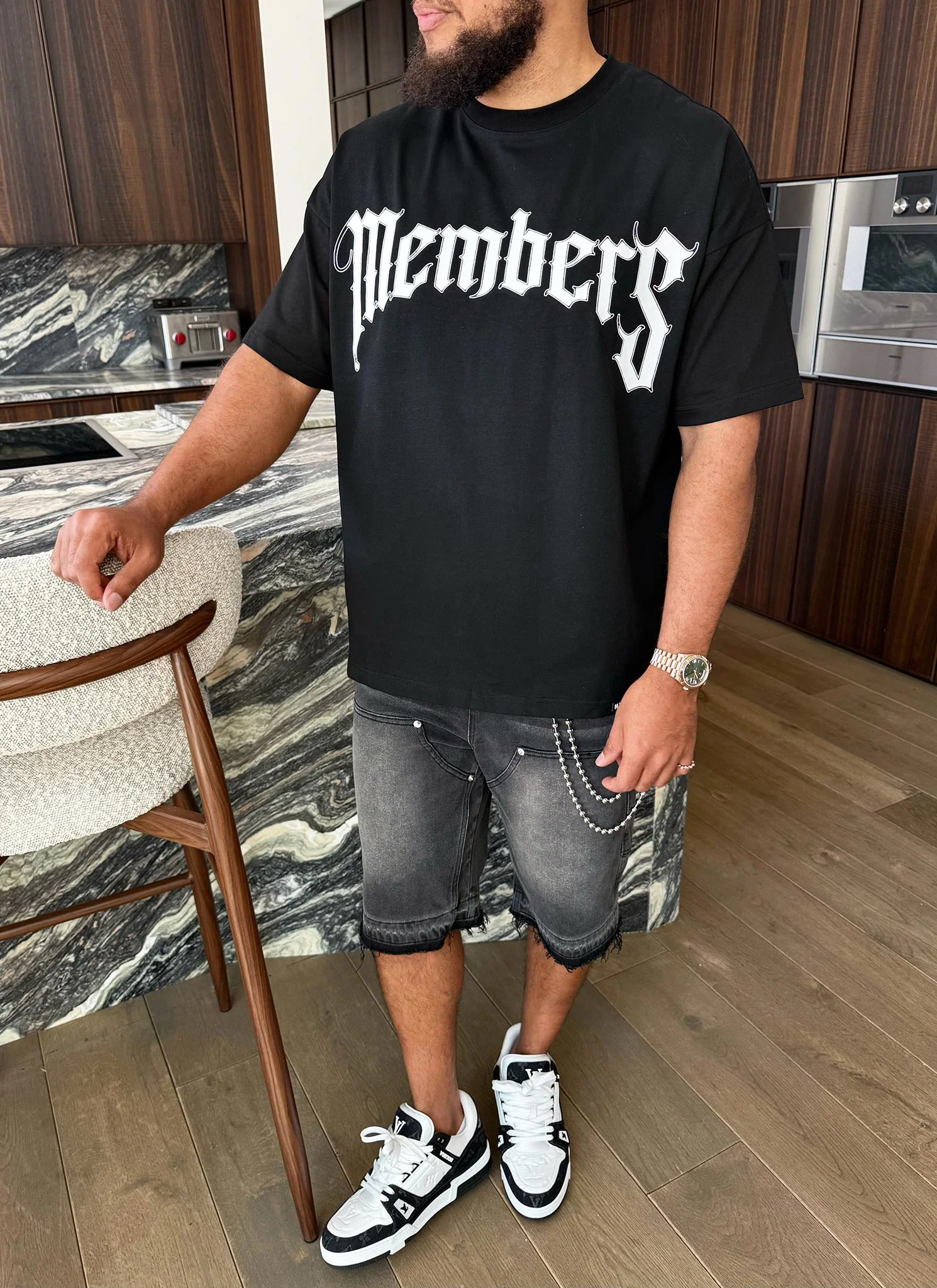 Members Arc T-Shirt - Black - Image 6