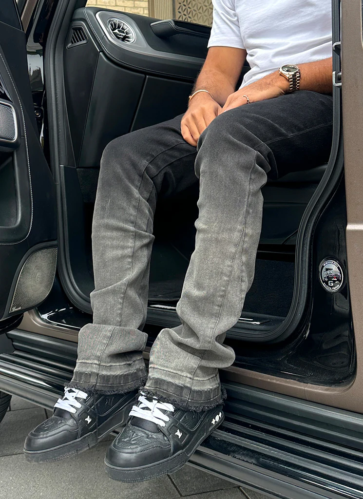 Vintage Flare Deep Fade Jeans - Black - Image 14