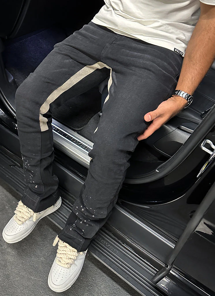 Vintage Flare Paint Jeans - Black - Image 9