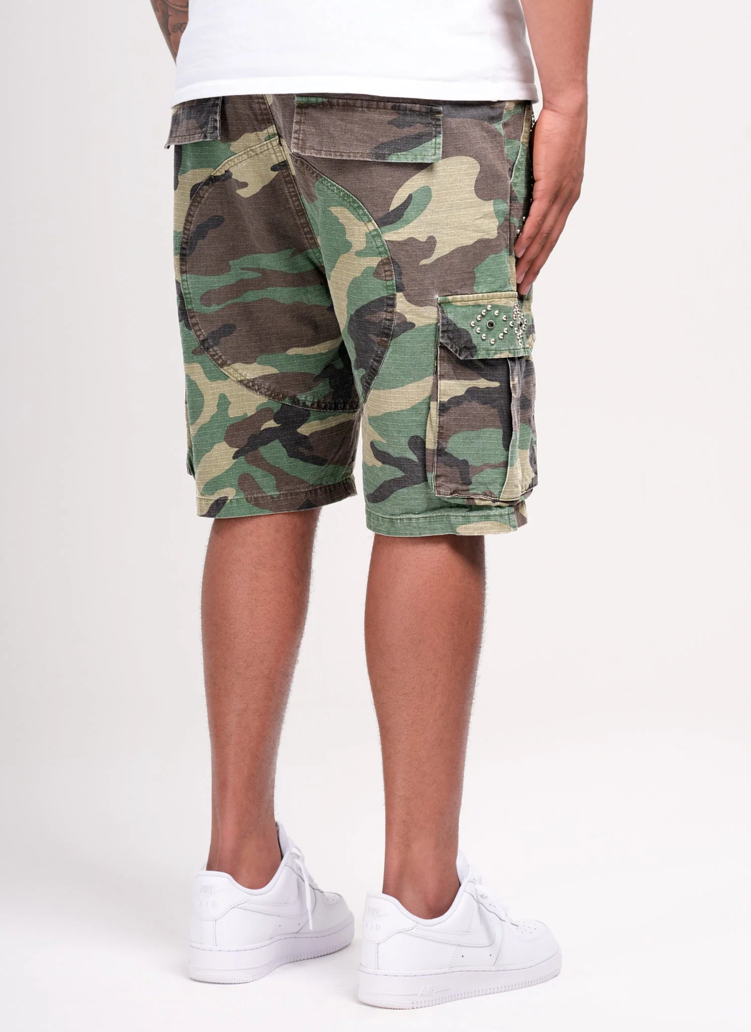 Vintage Studded Cargo Shorts - Camo - Image 6