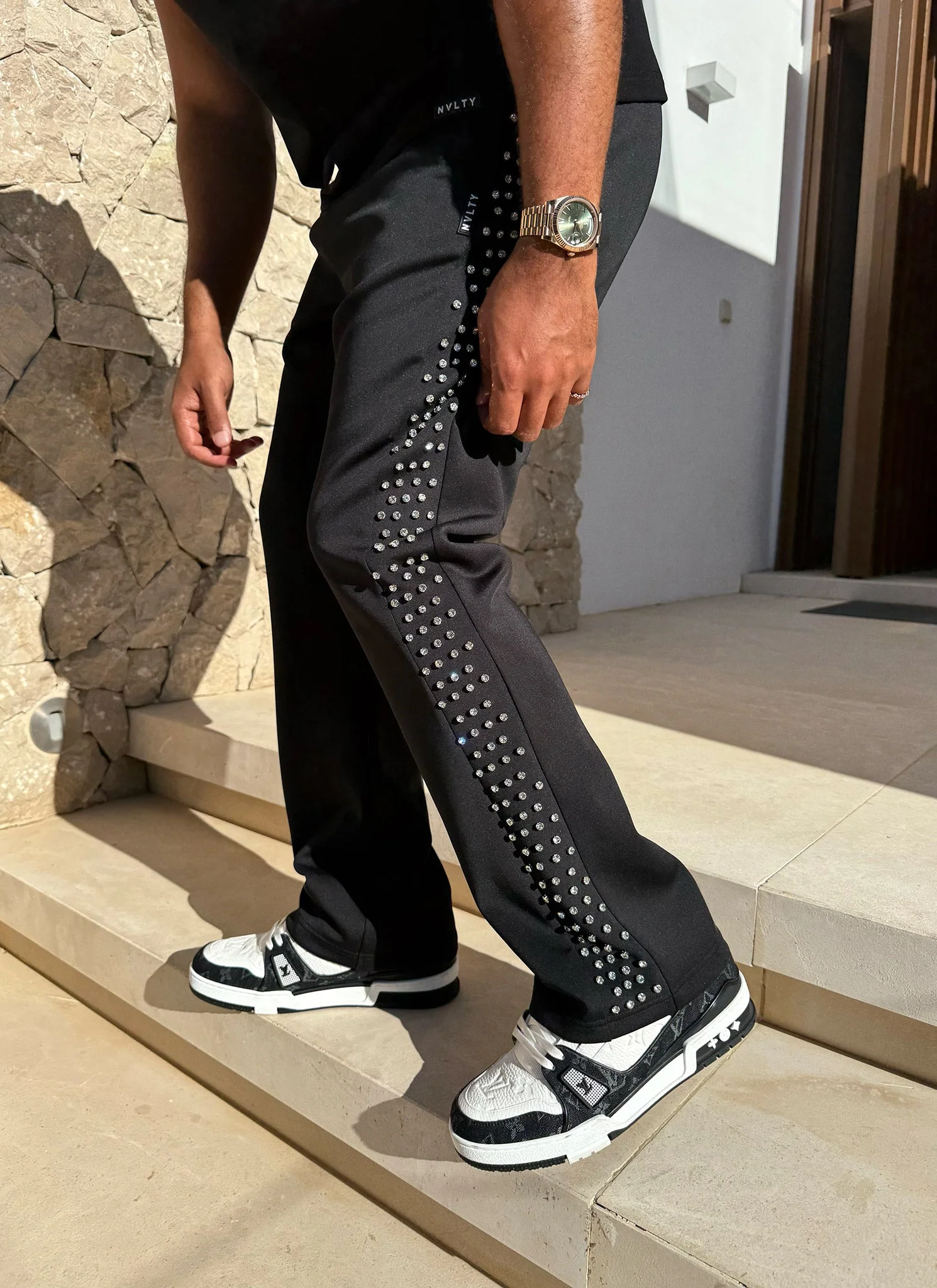 VVS Joggers - Black - Image 6